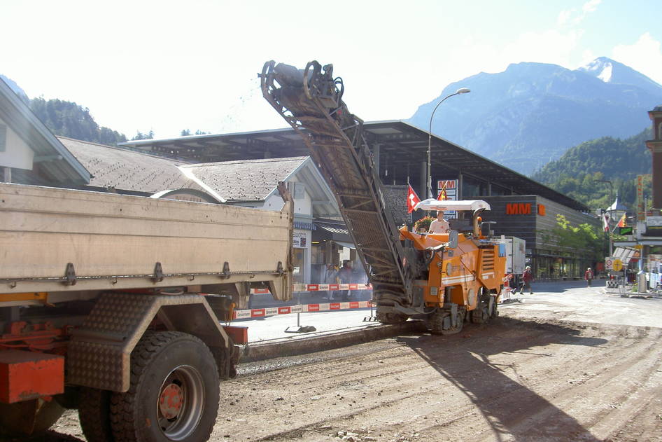 Neugestaltung Bahnhofstrasse, Strassenbau – Ribuna AG Interlaken