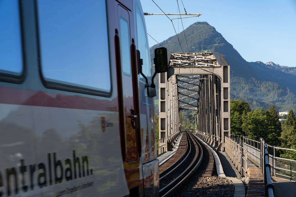 Sanierung Aarebrücke, Bahninfrastruktur – Ribuna AG Interlaken